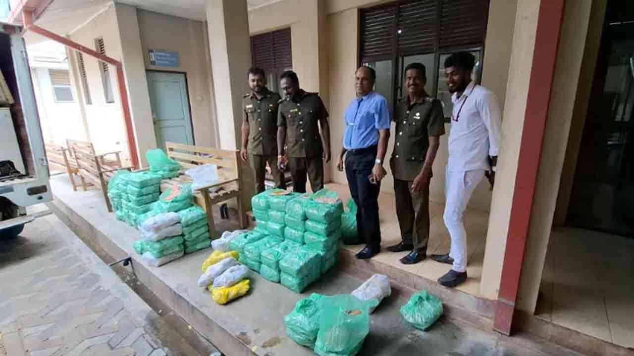 பாவனைக்கு உதவாத 400 கிலோ Sausages மீட்பு