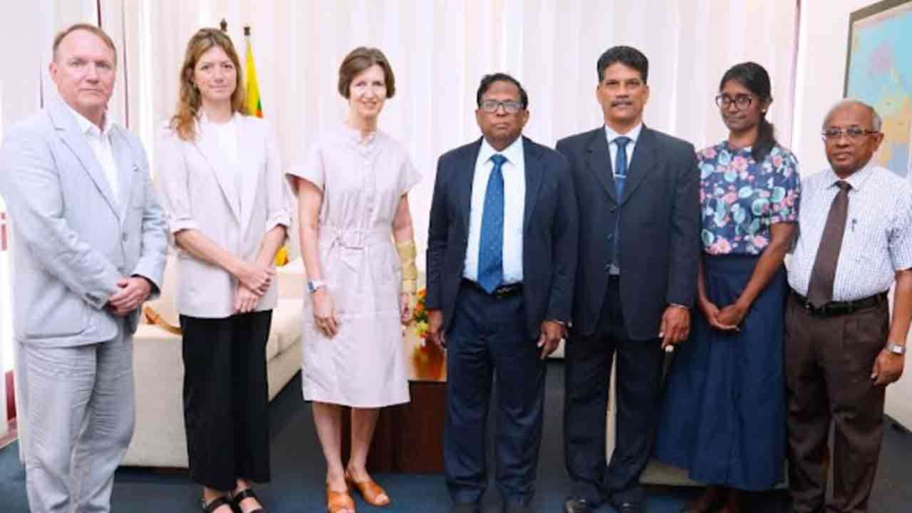 வடக்கு மாகாண ஆளுநர் - இலங்கைக்கான சுவிட்சர்லாந்து தூதுவருக்கும் இடையிலான சந்திப்பு!
