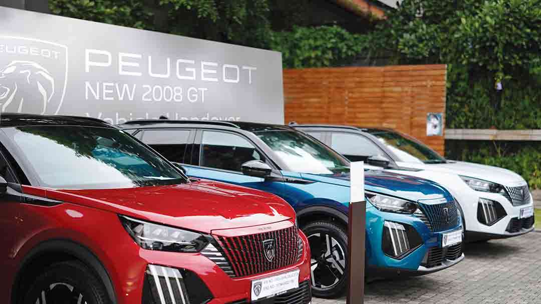 Carmart தனியார் நிறுவனத்தினால் இலங்கைக்கு இறக்குமதி செய்யப்பட்ட Peugeot மோட்டார் வாகனங்கள் வாடிக்கையாளர்களுக்கு கையளிப்பு