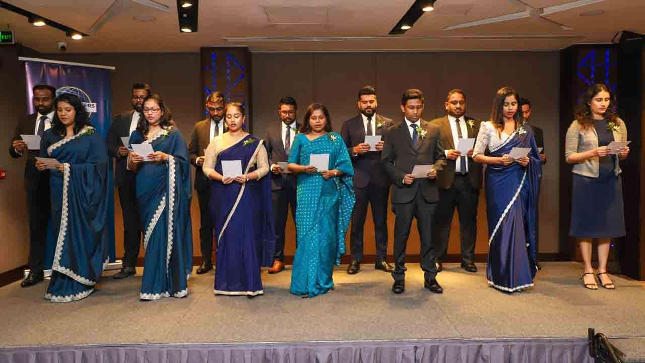 NDB டோஸ்ட்மாஸ்டர்ஸ் கழகத்தின் 13வது நிறைவேற்றுக்குழு தெரிவில் தலைமைத்துவத்தின் புதிய சகாப்தத்திற்கு அழைப்பு விடுத்தது