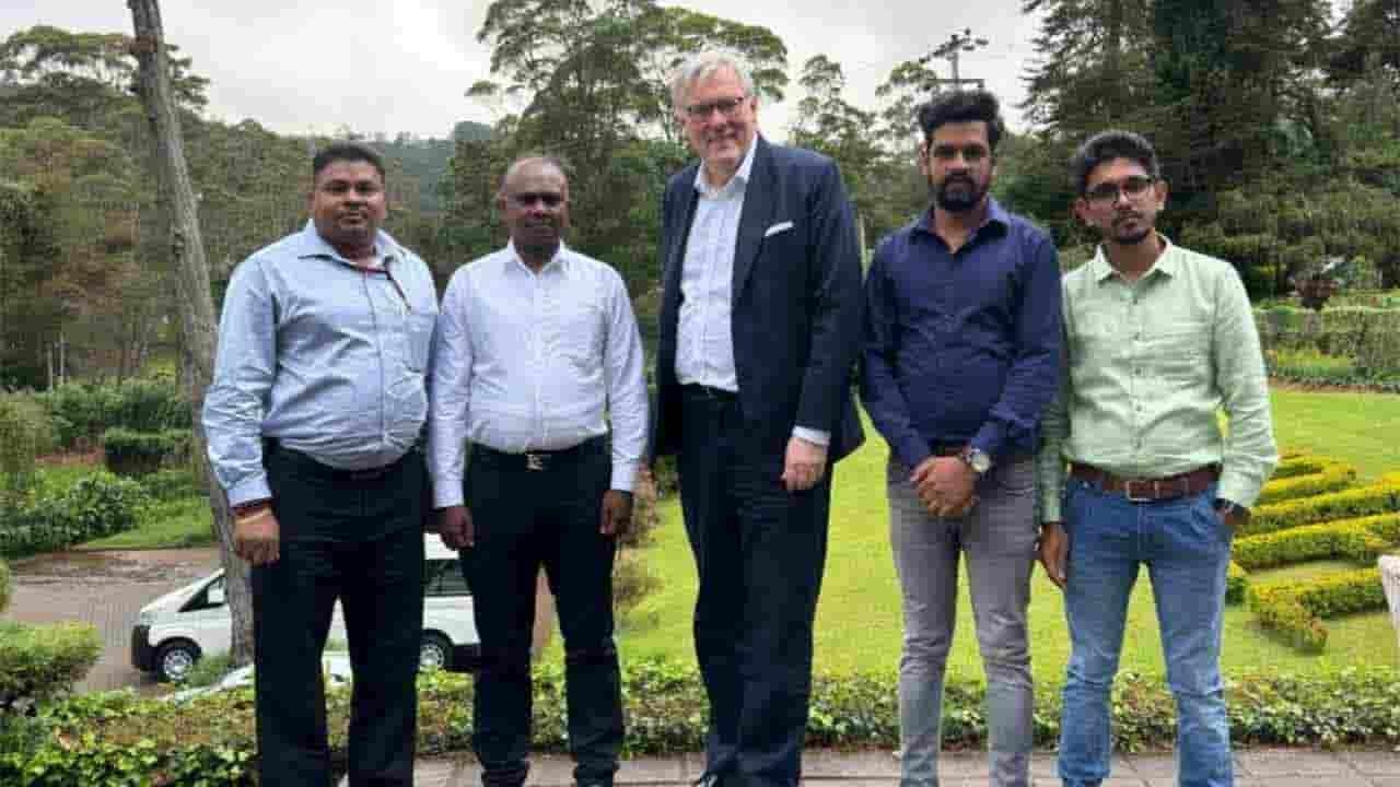 மலையக தமிழ் ஊடகவியலாளர்களை பிரித்தானிய உயர்ஸ்தானிகர் சந்தித்தார்