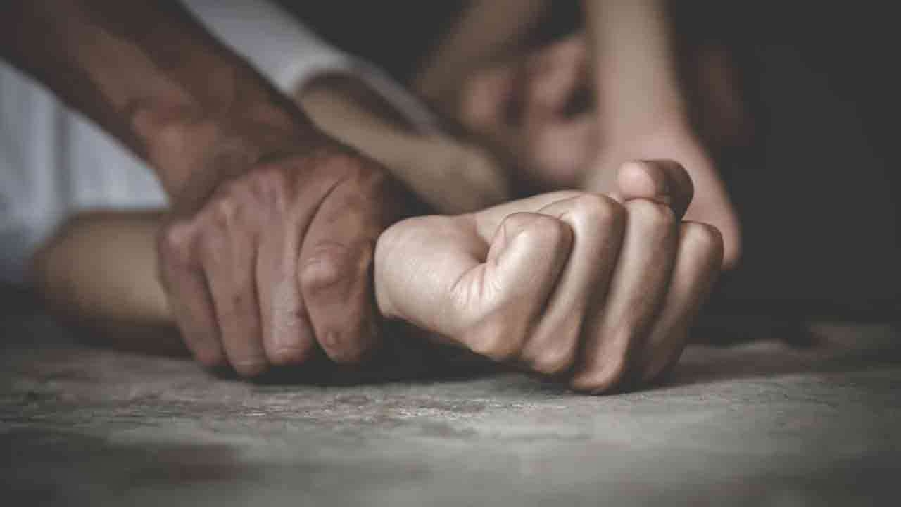 ஒரு வாரத்தில் மூன்று சிறுமிகள் மீது பாலியல் துஷ்பிரயோகம்