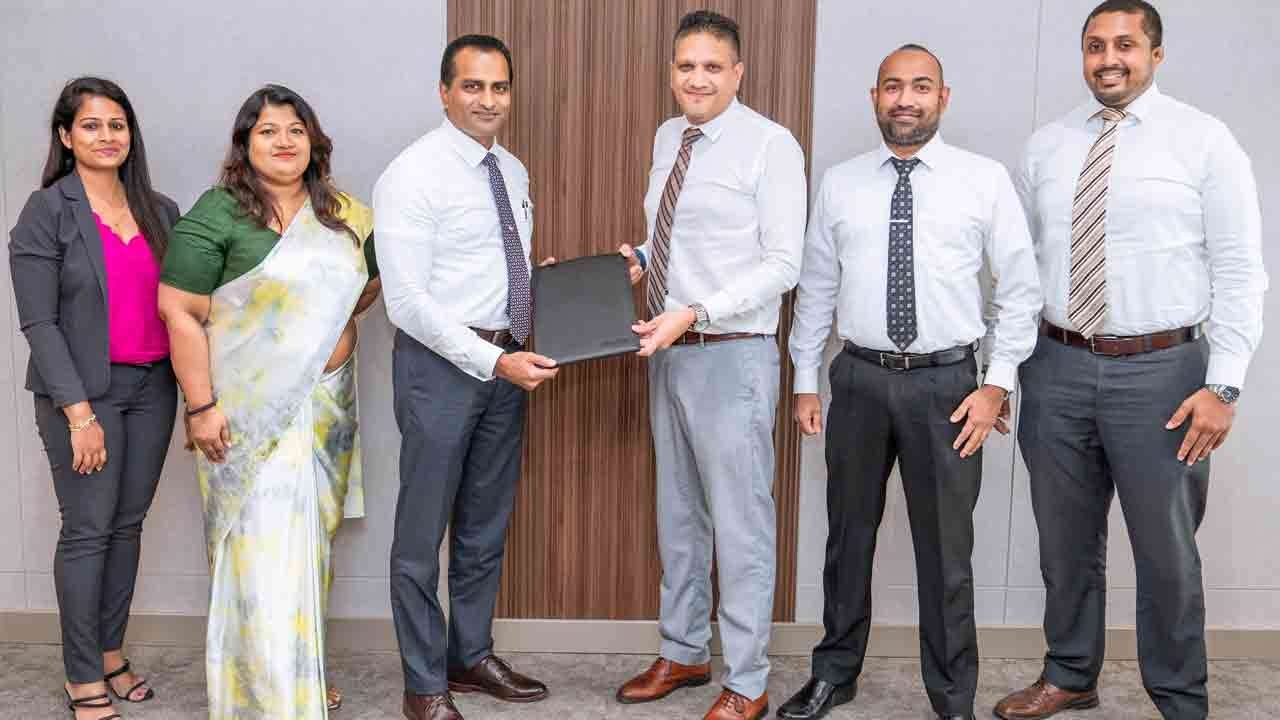 இசுசு (Isuzu) வாகன கொள்வனவினை இலகுவாக்க கொமர்ஷல் வங்கி சதொச மோட்டார்ஸுடன் பங்குடைமை