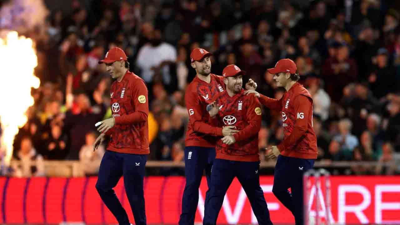 இரண்டாவது டி20 போட்டியில் இங்கிலாந்து அபார வெற்றி