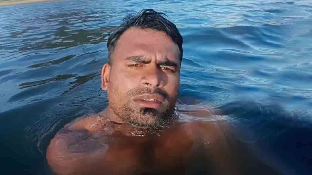 விபத்தில் சிக்கிய கூமாபட்டி தங்கப்பாண்டி!