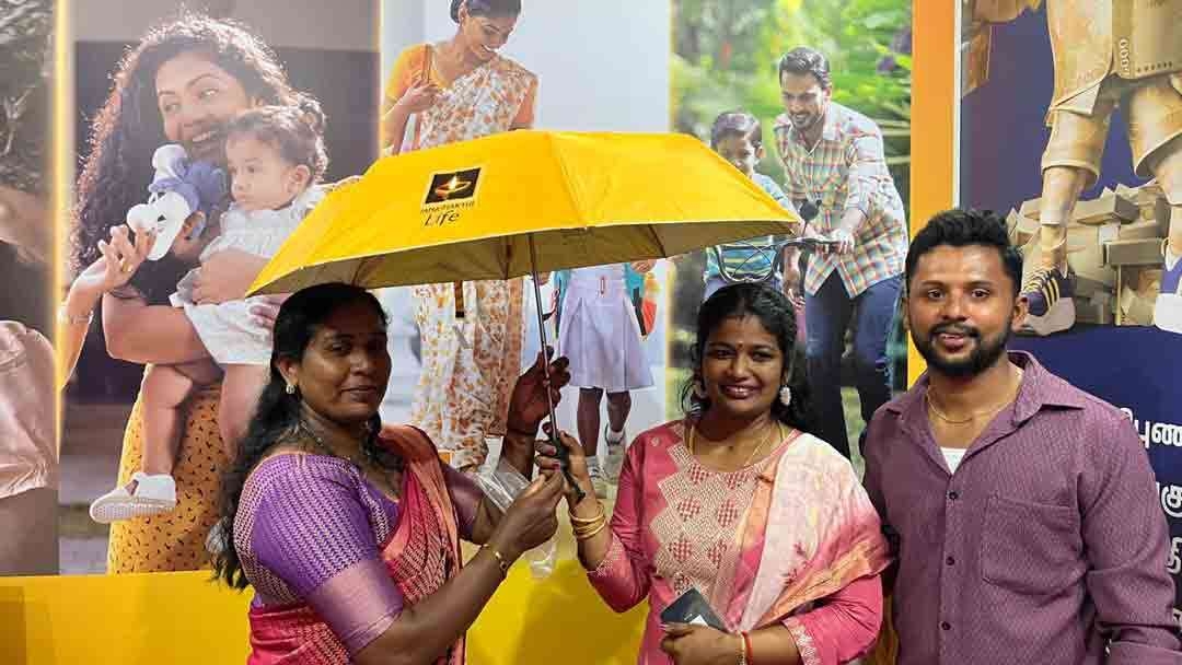 ஜனசக்தி லைஃப் நல்லூர் திருவிழா 2025 இல் சமூகங்கள் மத்தியில் வலுவூட்டல்