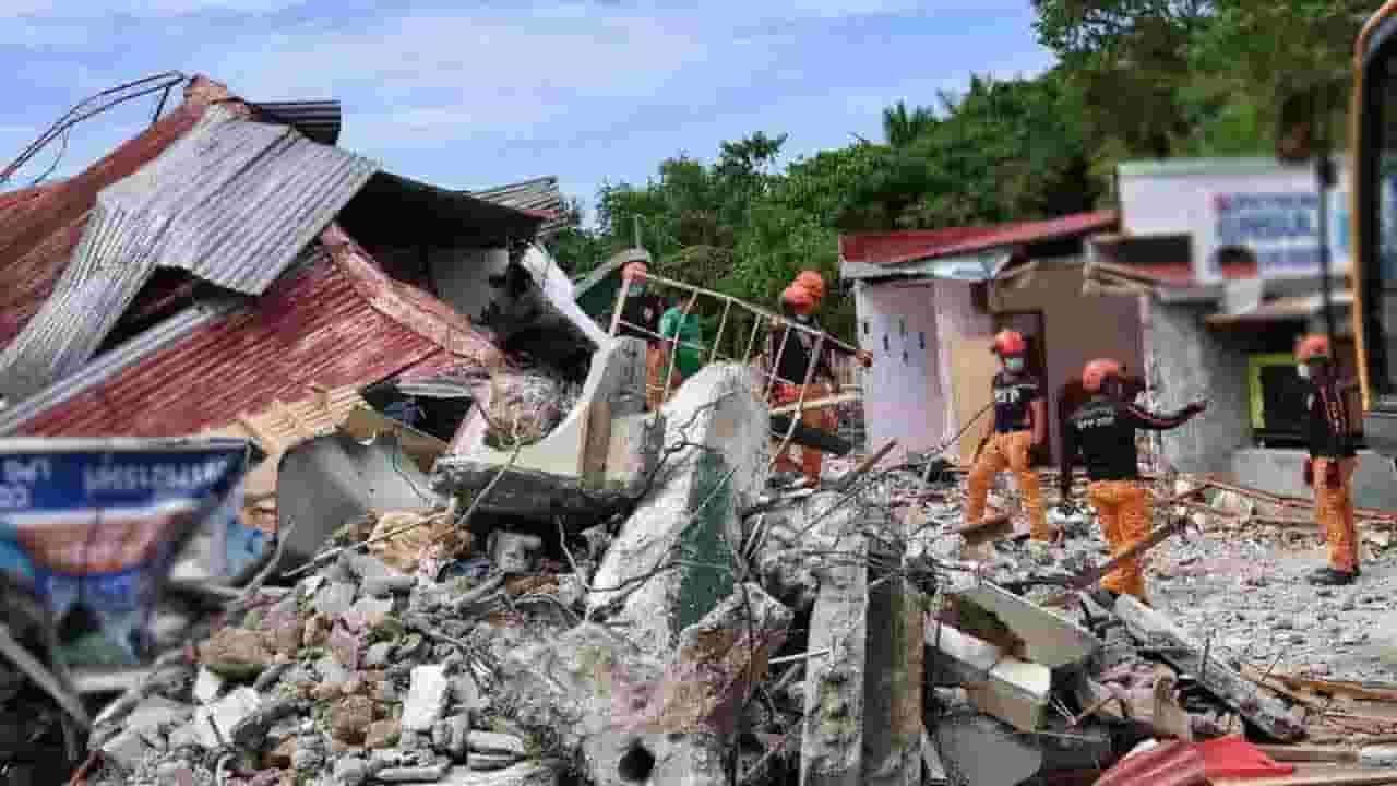 பிலிப்பைன்சில் சக்திவாய்ந்த நிலநடுக்கம்!