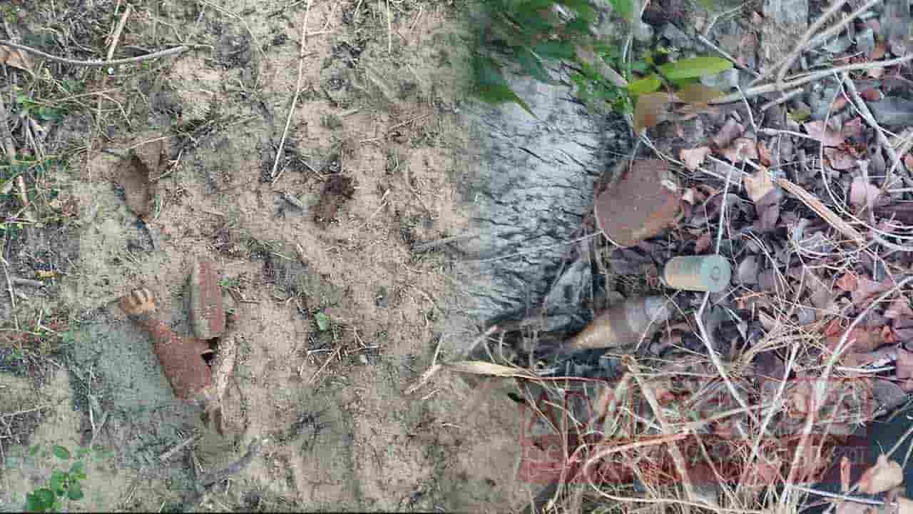 மூன்று இடங்களில் வெடிக்காத நிலையில் இனங்காணப்பட்ட குண்டுகள்