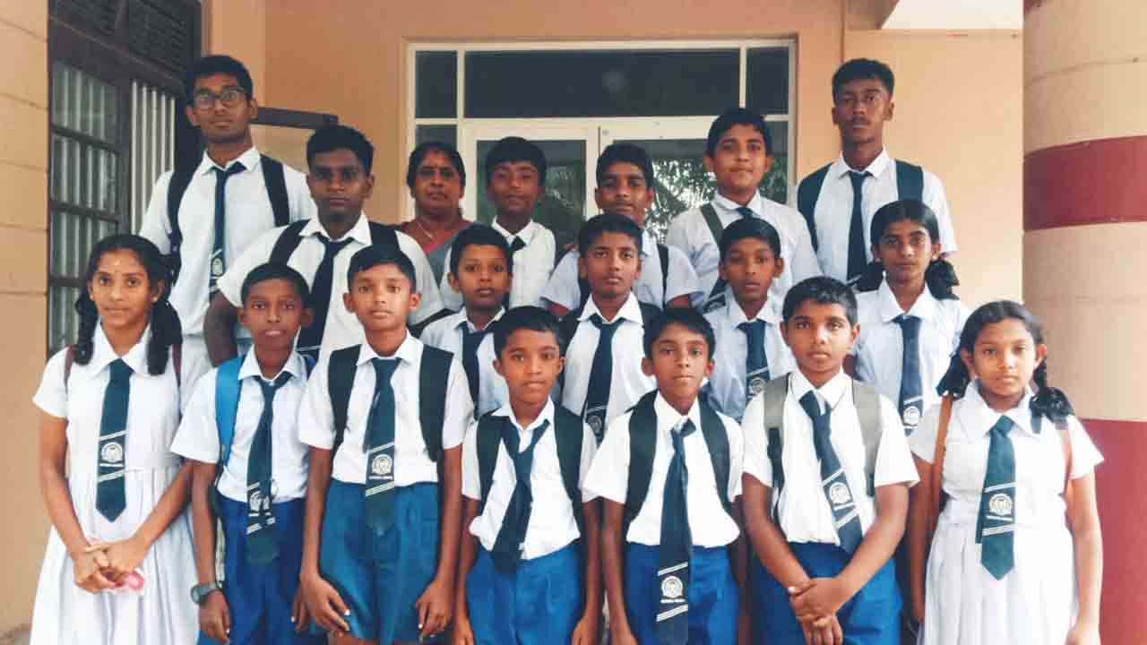துறைநீலாவணை மகா வித்தியாலயத்திற்கு முதலிடம்...