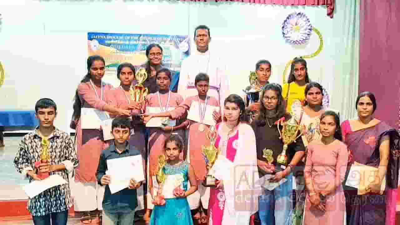 பல கிண்ணங்களை தனதாக்கிய முறிகண்டி திருச்சபை