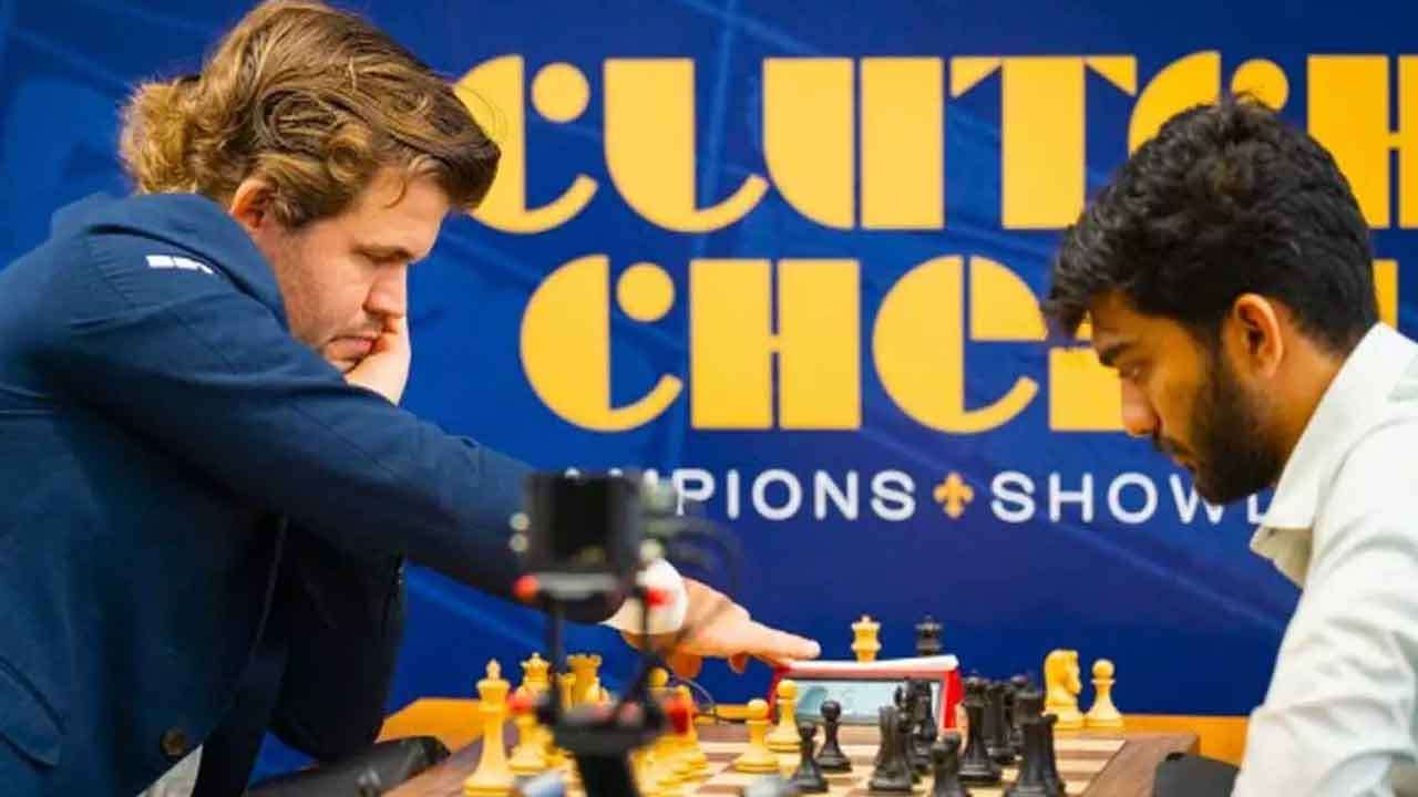 கிளட்ச் செஸ் செம்பியன் பட்டத்தை வென்றார் கார்ல்சன்!