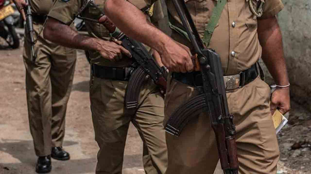 நாடு முழுவதும் விசேட சோதனை நடவடிக்கை - பலர் கைது