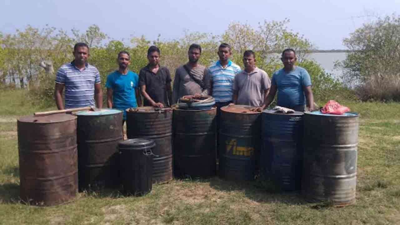 புதுக்குடியிருப்பில் கசிப்பு உற்பத்தி நிலையம் முற்றுகை