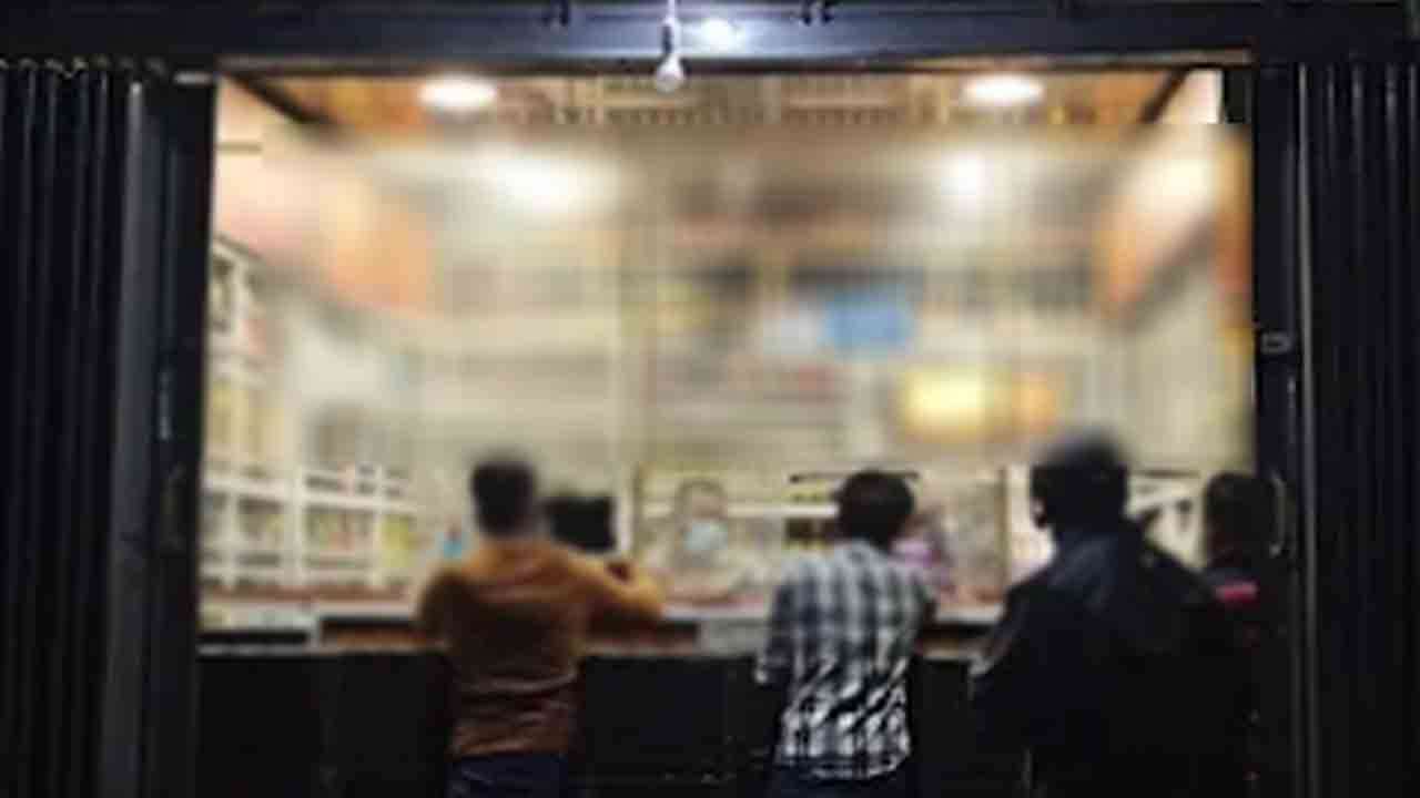 ஜா-எலயில்  மதுபான விற்பனை நிலையம் ஒன்றுக்கு சீல்