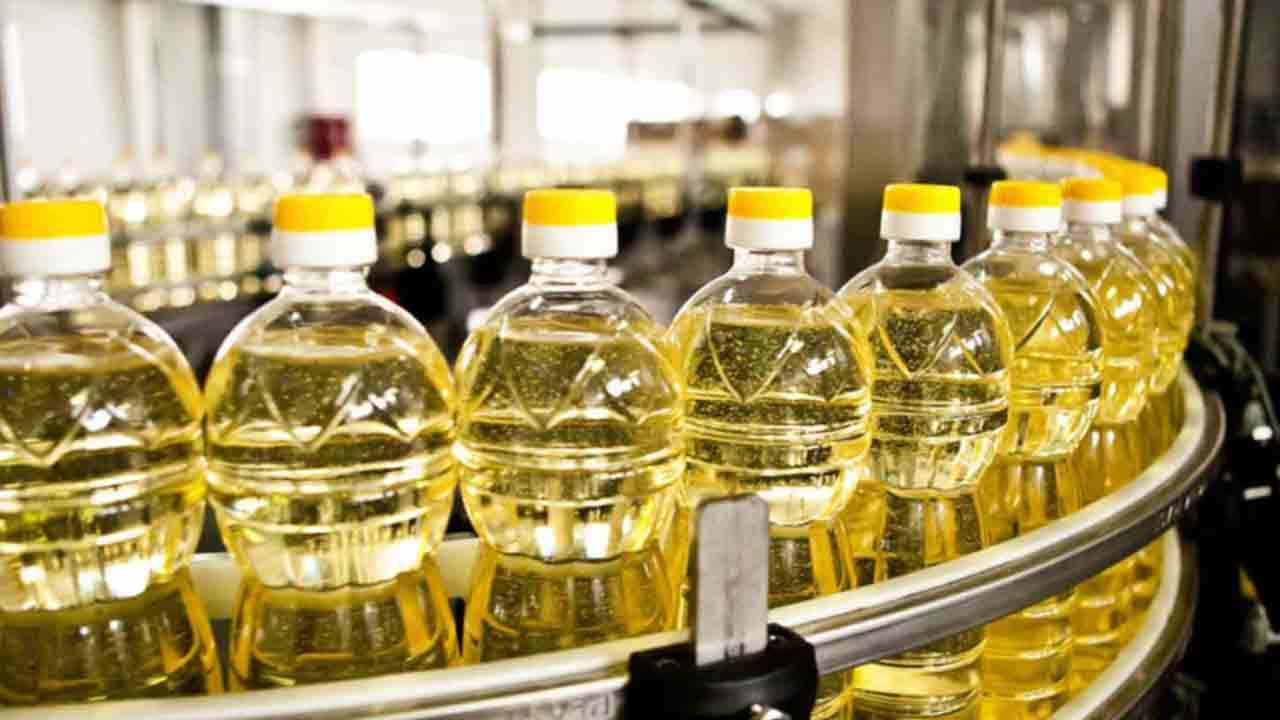 இறக்குமதி தேங்காய், பாம் எண்ணெய் மீதான விசேட பண்ட வரி நீக்கப்படும்