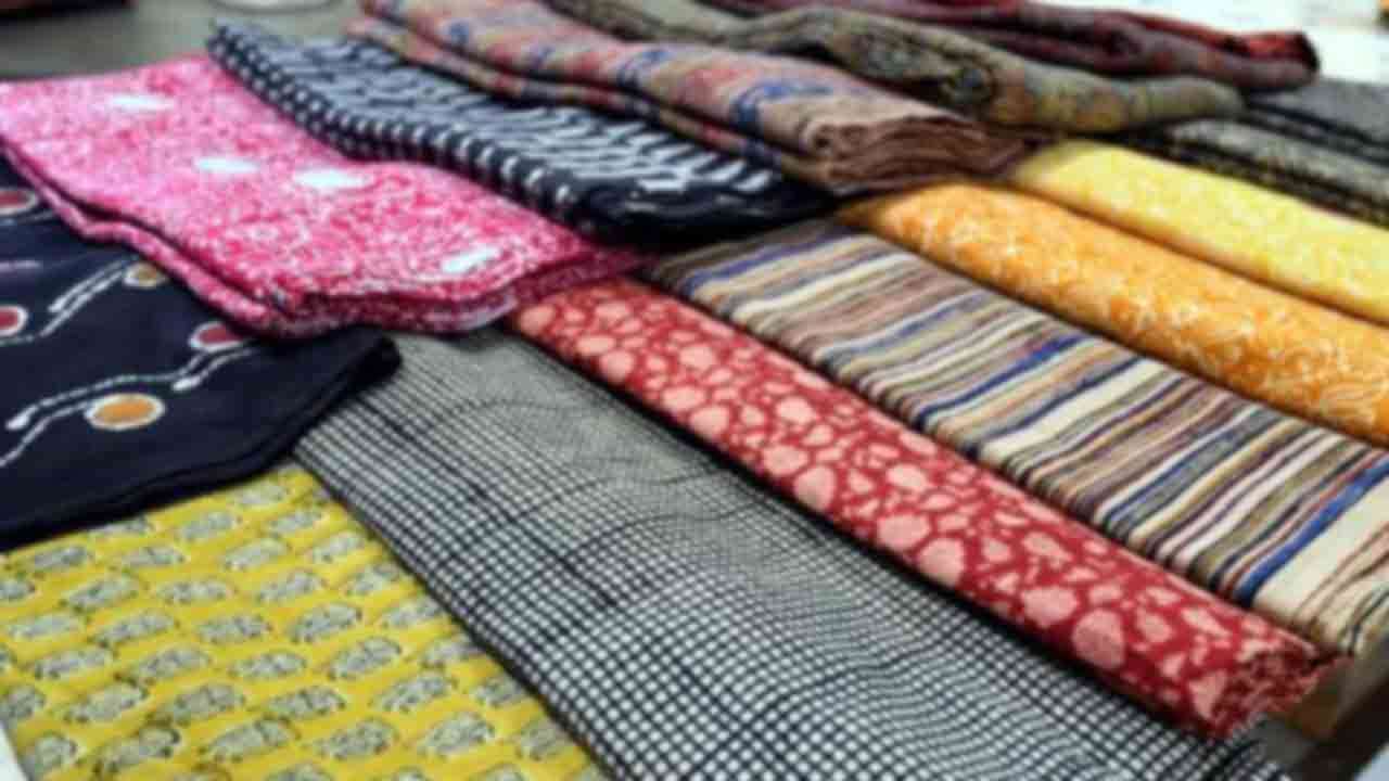 இறக்குமதி செய்யப்படும் துணி மீதான செஸ் வரி நீக்கம்