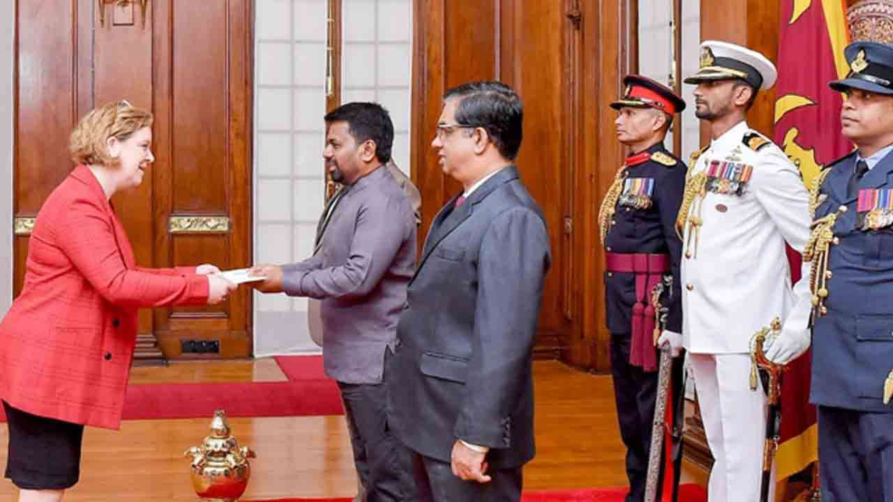 நற்சான்றுப் பத்திரங்களை கையளித்த புதிய இராஜதந்திரிகள் 