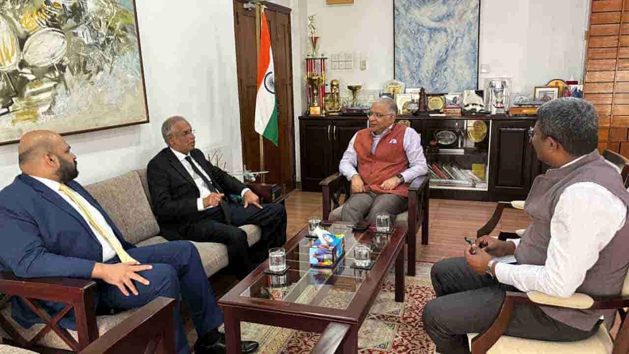 சந்தோஷ் ஜாவை சந்தித்த, தமிழரசுக் கட்சி உறுப்பினர்கள்