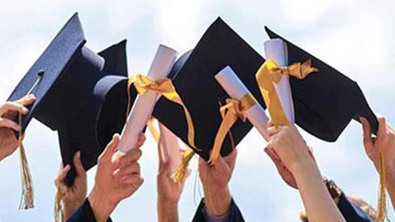 வட்டி இல்லாத மாணவர் கடன் திட்டத்திற்கு விண்ணப்பங்கள் கோரல்