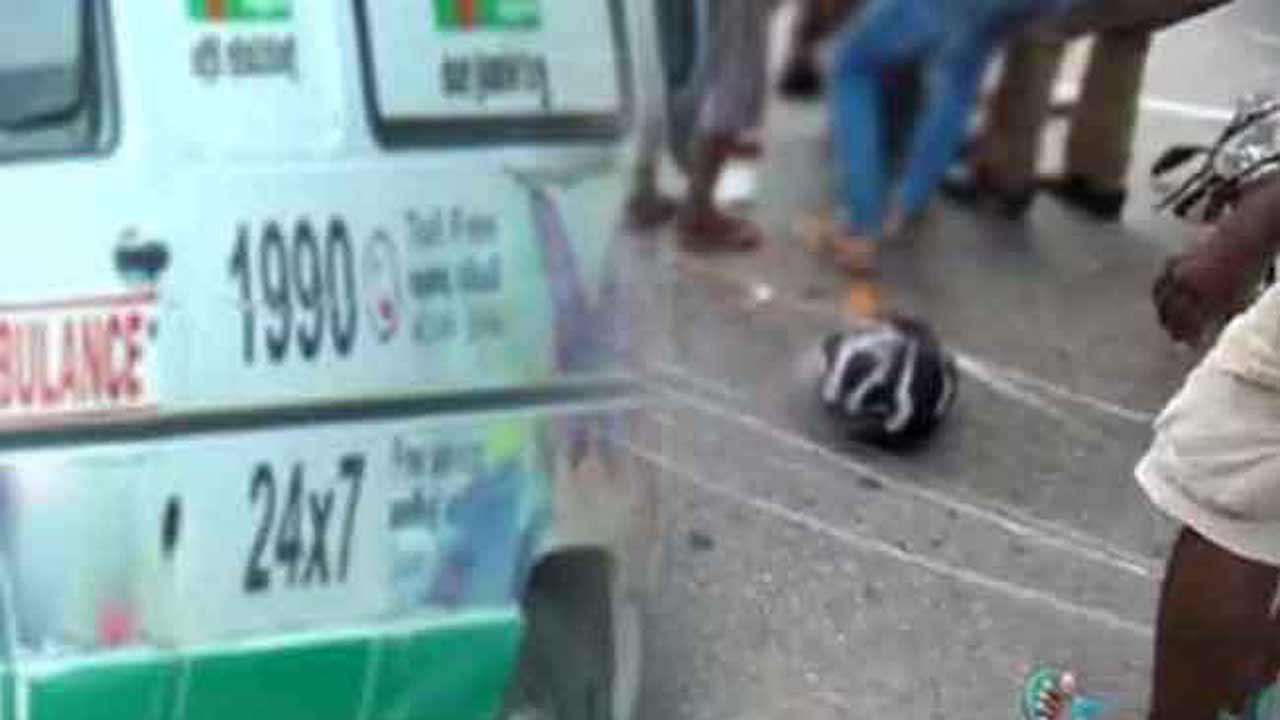 திருடிய லொறியுடன் தப்பிச்சென்ற நபரால் இரண்டு விபத்துகள்: ஒருவர் பலி