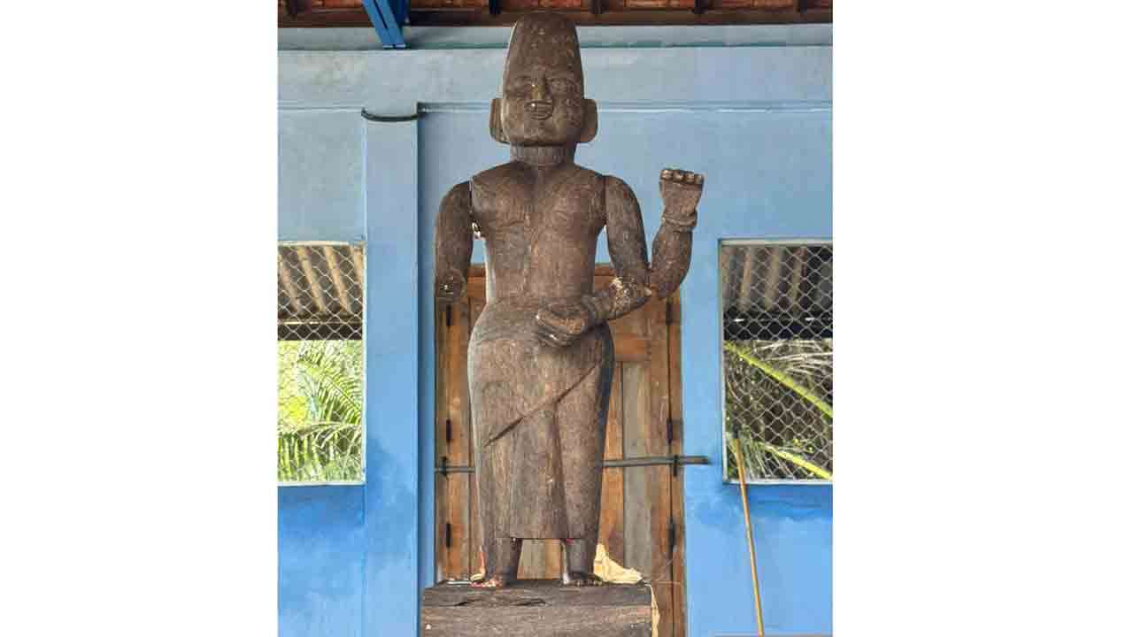 யாழ்ப்பாணம் கடற்கரையில் கரையொதுங்கிய பௌத்த சிலை 