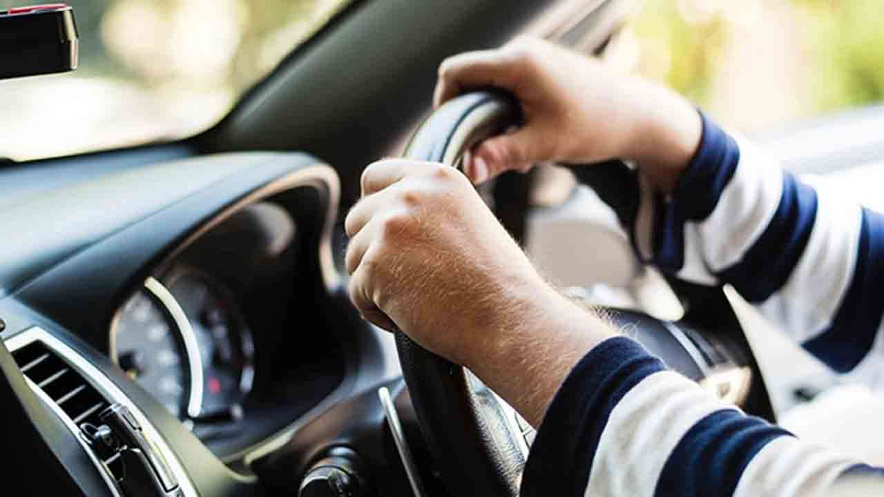 வெளிநாட்டவர்களுக்கான சாரதி அனுமதிப்பத்திரக் கட்டணங்கள் திருத்தம் 