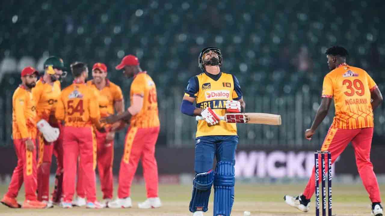 இலங்கை அணி படுதோல்வி