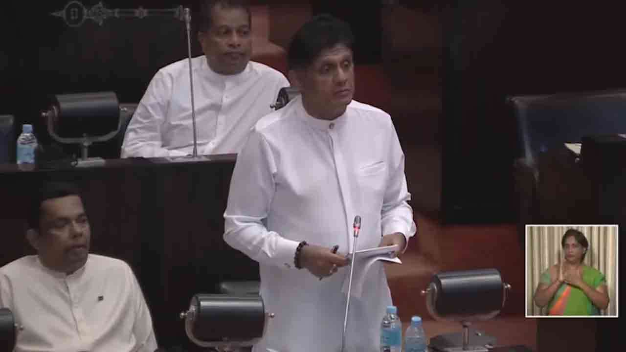 உத்தரவாத விலைகள், உர மானியம் இரண்டையும் அரசாங்கம் வழங்கத் தவறிவிட்டது