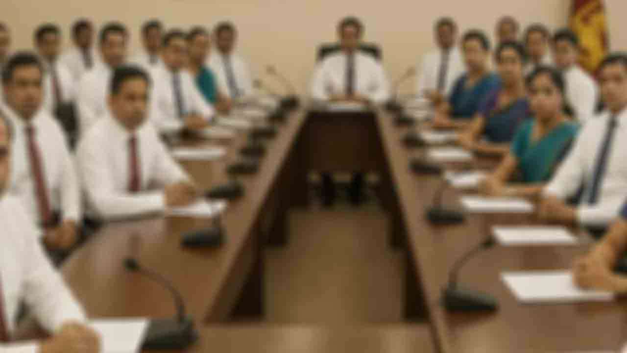 அனைத்து பிரதேச செயலாளர்களும் கொழும்புக்கு அழைப்பு