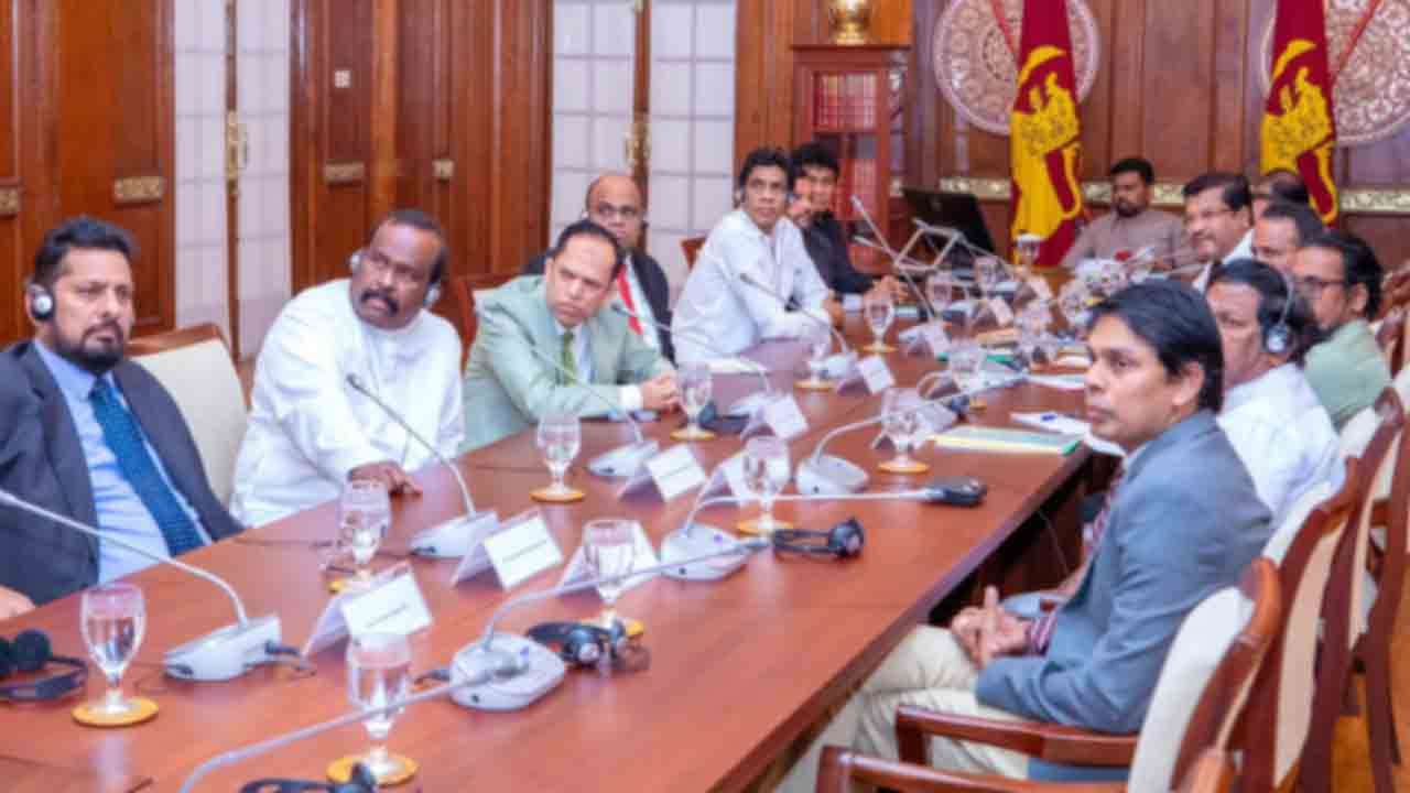 தமிழ், முஸ்லிம் கட்சிகளுக்கு ஜனாதிபதி அழைப்பு 