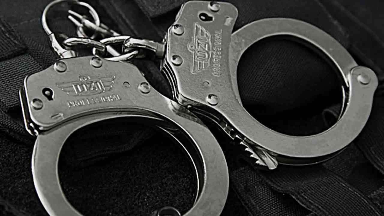 யாழில் போதை மாத்திரைகளுடன் நால்வர் கைது