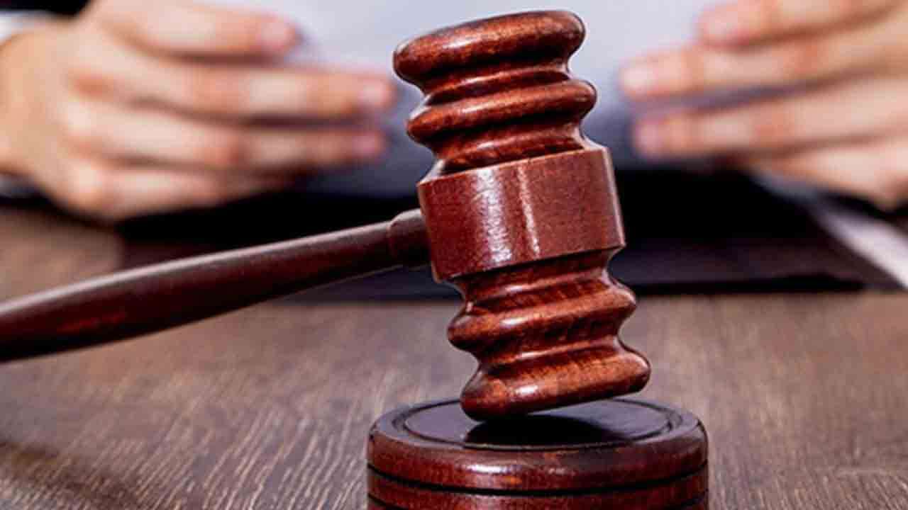 பத்து பேருக்கு மரண தண்டனை விதிப்பு