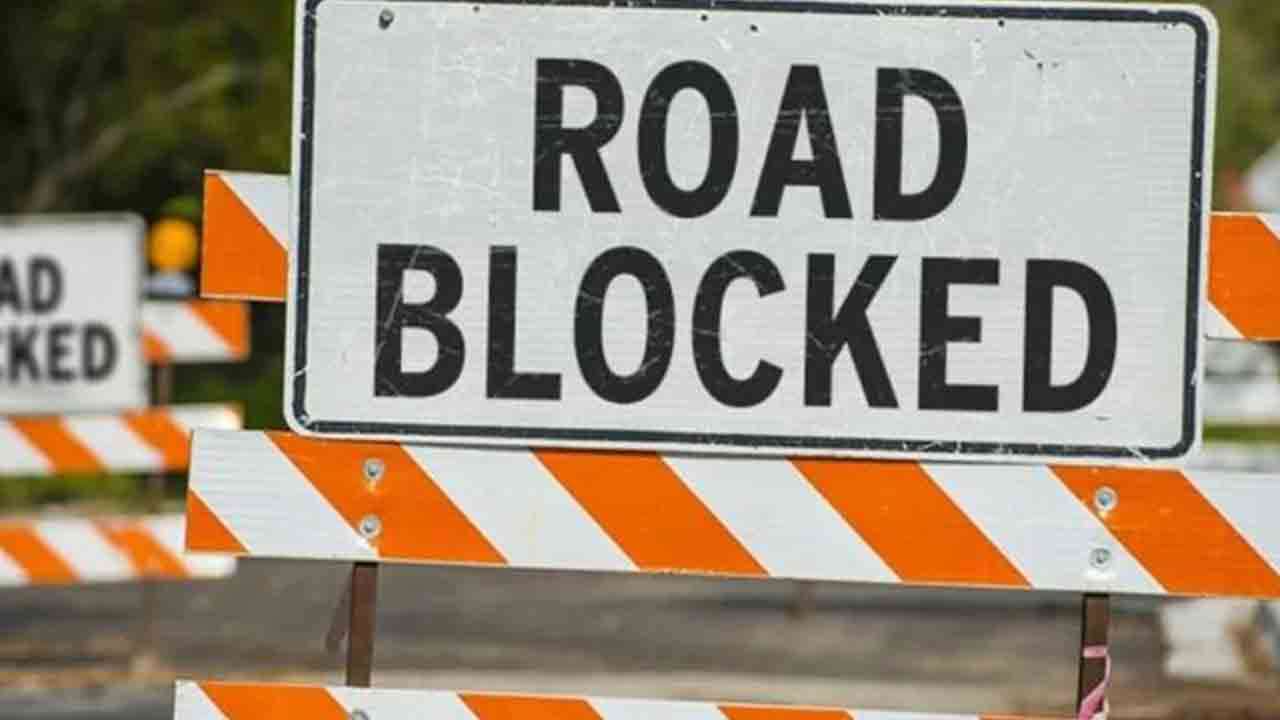 பதுளை - கொழும்பு வீதியில் போக்குவரத்துக்கு பாதிப்பு