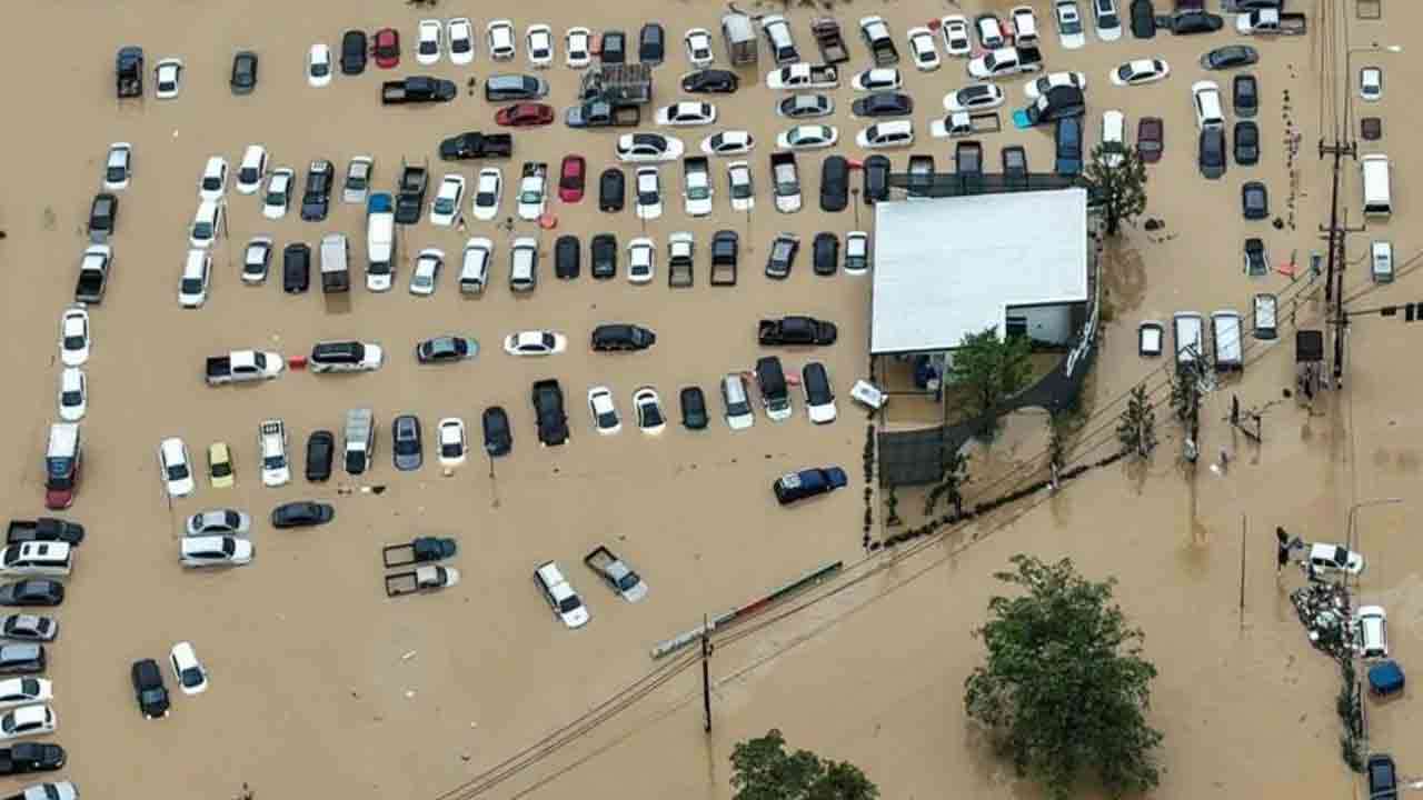 தாய்லாந்து வௌ்ளத்தால் 33 பேர் பலி