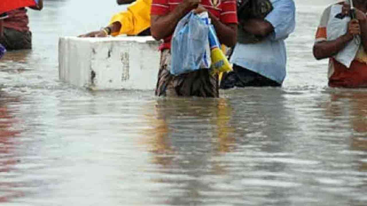 கும்பக்கன் ஓயா தாழ்வான பகுதிகளுக்கு வெள்ள அபாய எச்சரிக்கை