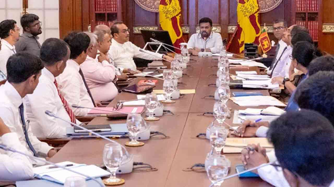 திரைப்படத் துறையில் தீர்க்கப்படாத பிரச்சினைகளுக்கு ஜனாதிபதியினால் தீர்வு