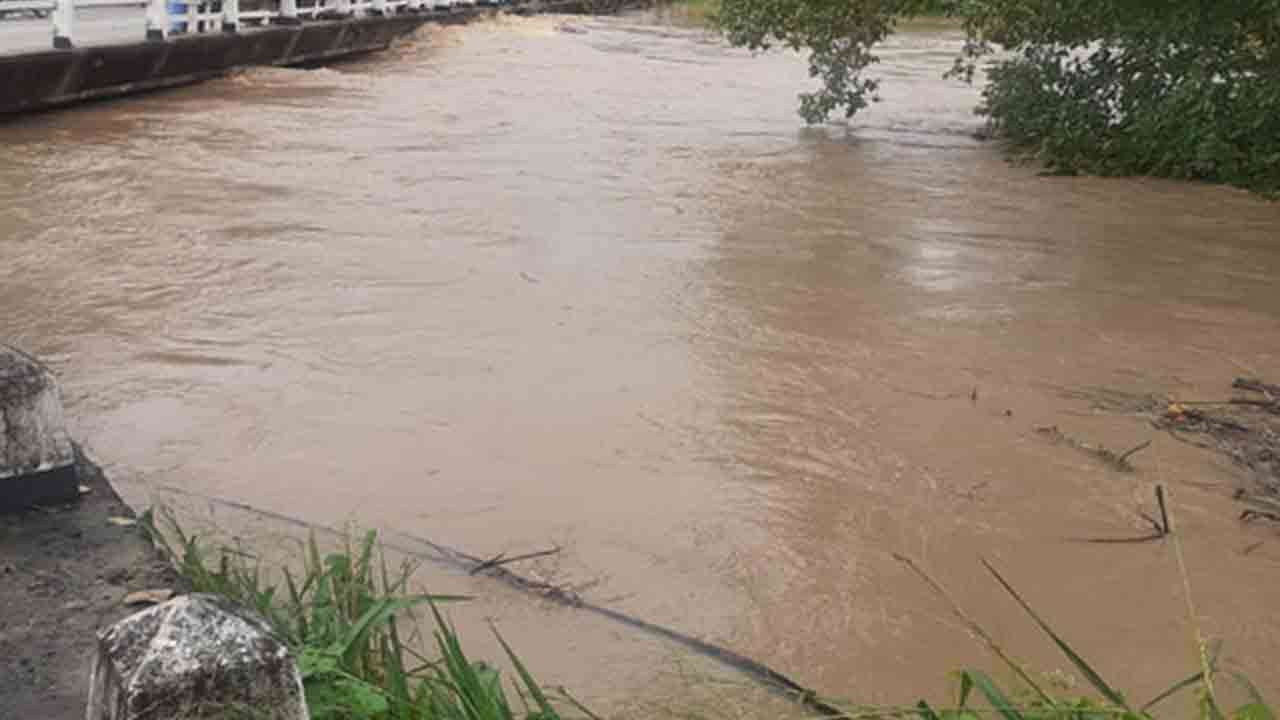 மகாவலி கங்கை தாழ்நிலப் பகுதிகளில் பெரும் வெள்ளப் பெருக்கு