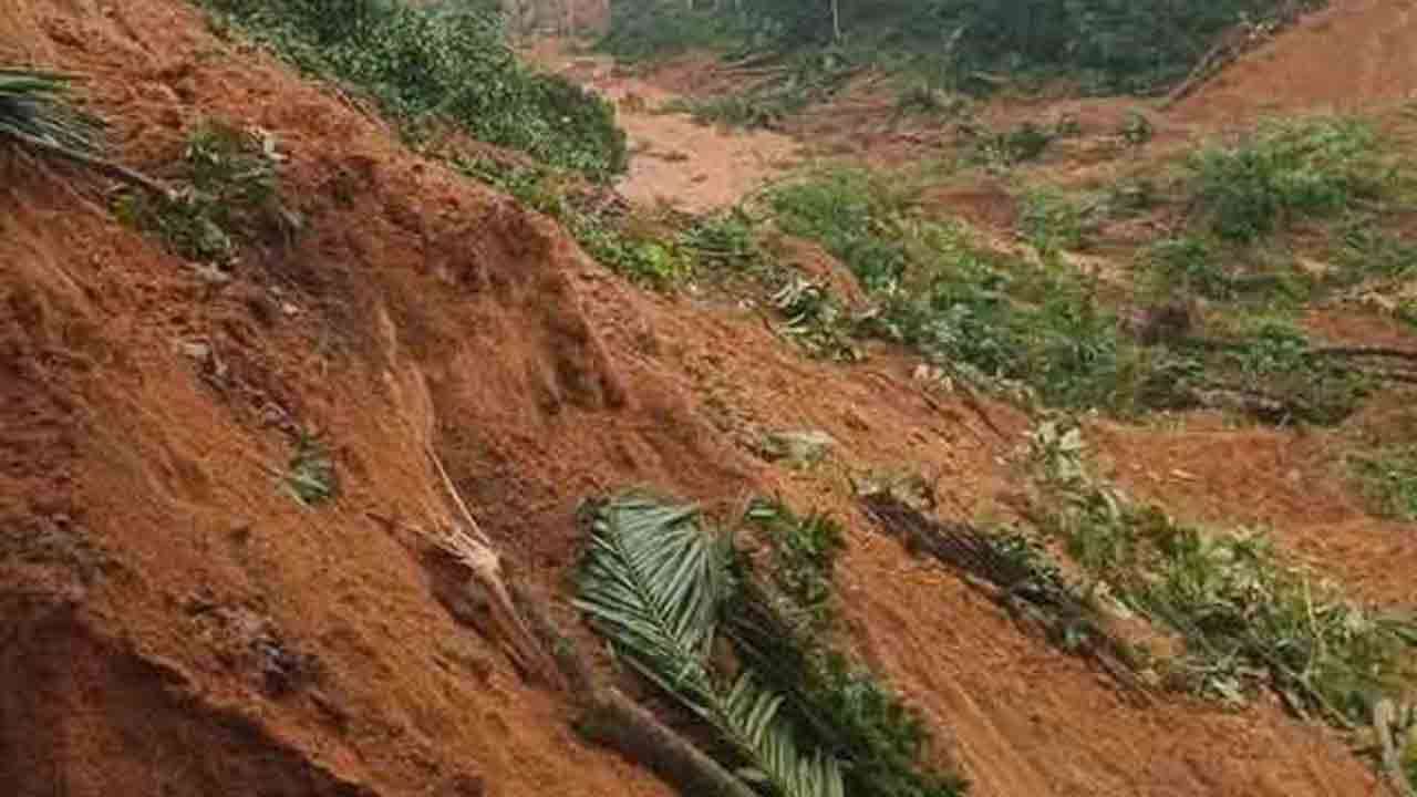 6 மாவட்டங்களுக்குத் தொடர்ந்தும் மண்சரிவு சிவப்பு எச்சரிக்கை