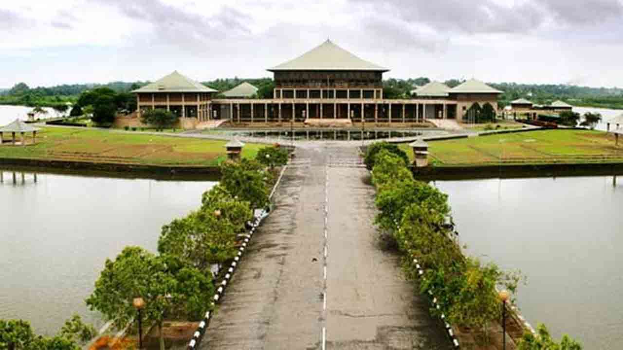 இன்றைய பாராளுமன்ற நடவடிக்கைகள் ஆரம்பம்