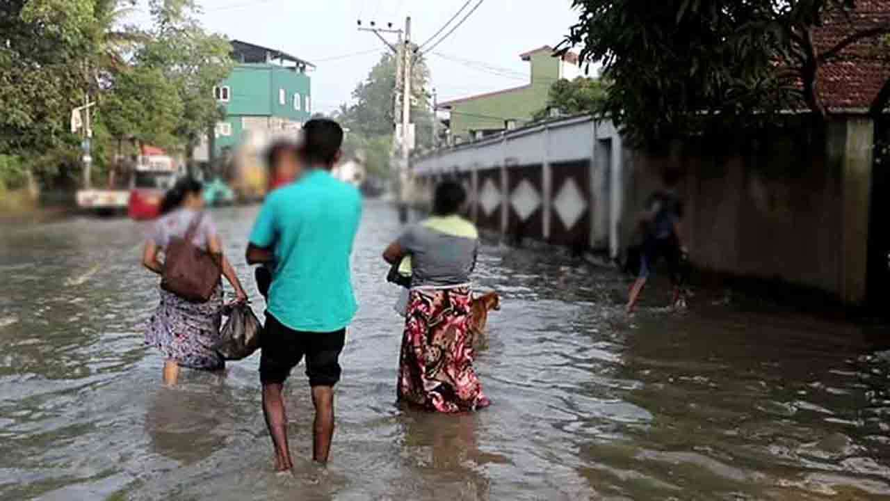 வெள்ளத்தால் தொற்றுநோய்கள் அபாயம்