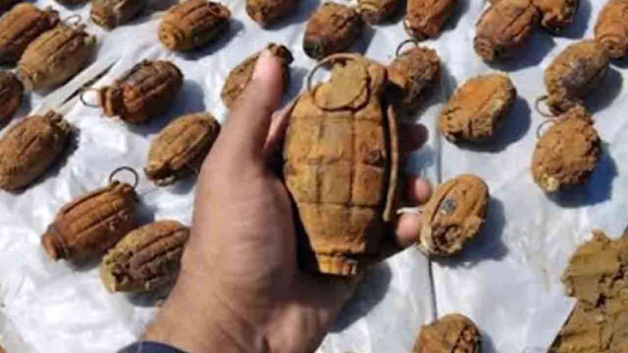 கிண்ணியாவில் 36 கைக்குண்டுகள் மீட்பு