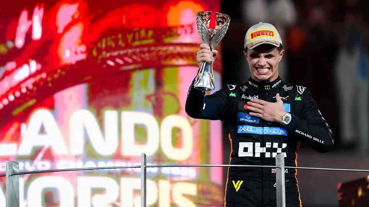 'பார்முலா 1' உலக செம்பியன் பட்டம் வென்றார் பிரிட்டன் வீரர்!