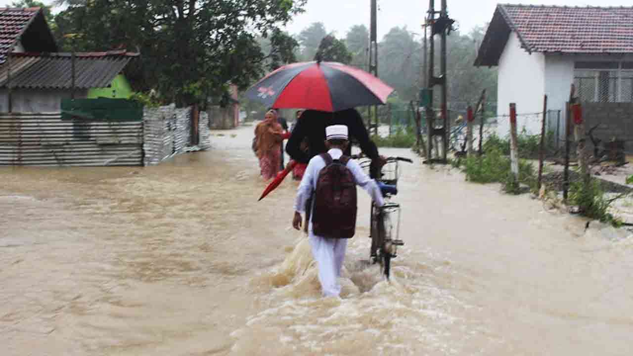 புத்தளத்தில் 349,429 பேர் பாதிப்பு