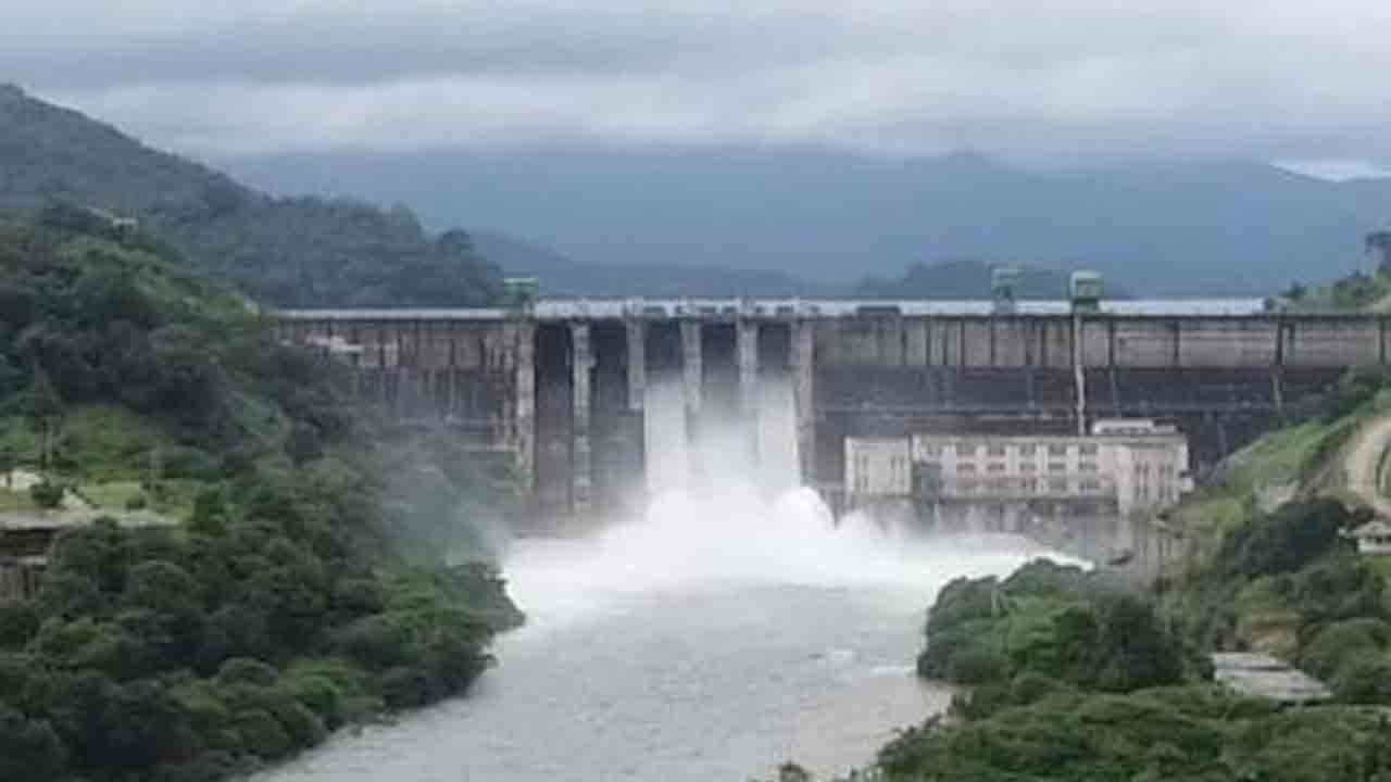  மொரகஹகந்த நீர்த்தேக்கத்தின் வான் கதவு திறப்பு