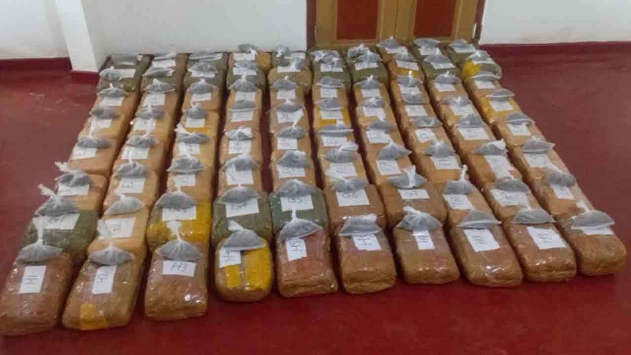 யாழில் பெருந்தொகை கஞ்சாவுடன் மூவர் கைது