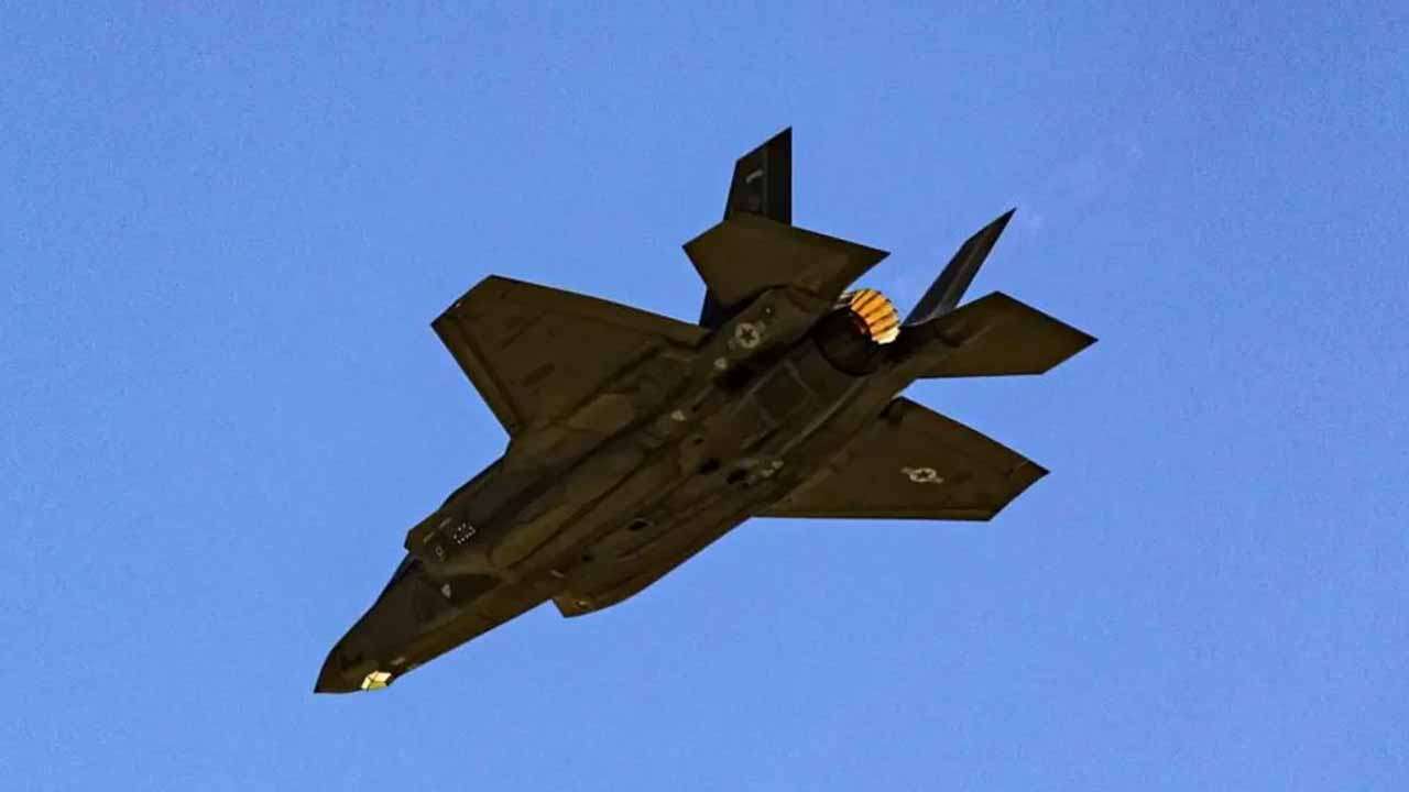 சிரியாவில் ஐஸ் இலக்குகள் மீது அமெரிக்கா பாரிய தாக்குதல்