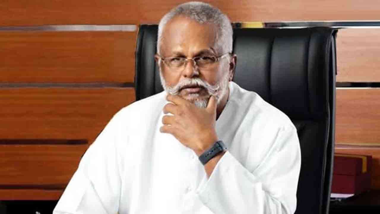 கைதான டக்ளஸ் தேவானந்தாவிற்கு தடுப்புக்காவல் உத்தரவு