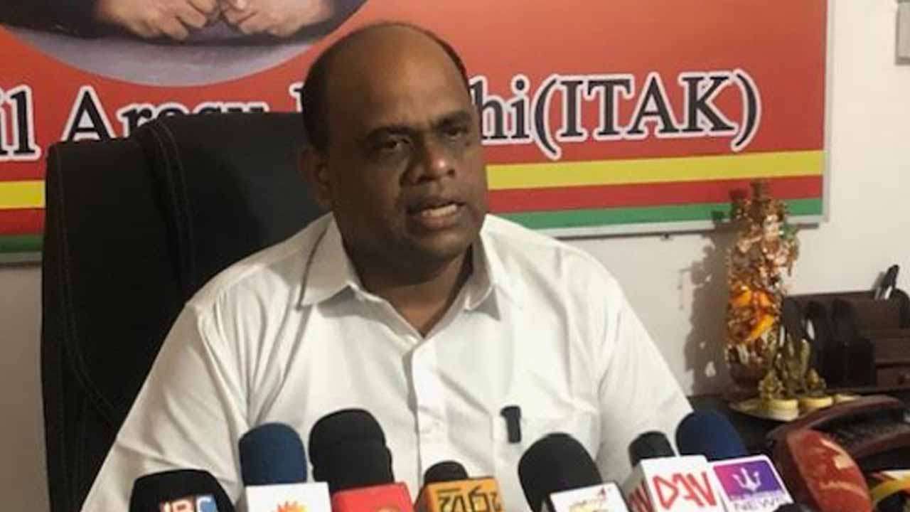  சமஸ்டி முறையிலான அரசியல் தீர்வை தமிழரசுக் கட்சி  கைவிடாது