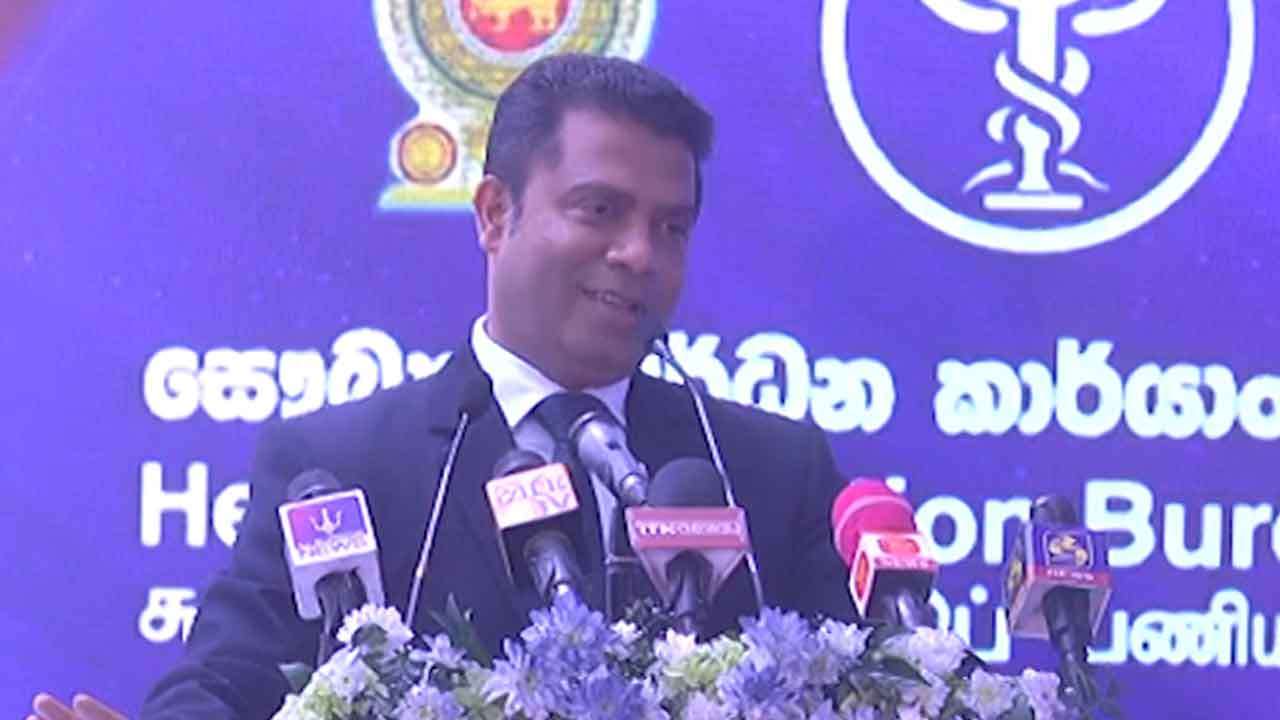 ஊடகங்களுக்கு சிவப்பு எச்சரிக்கை விடுத்த அமைச்சர்!