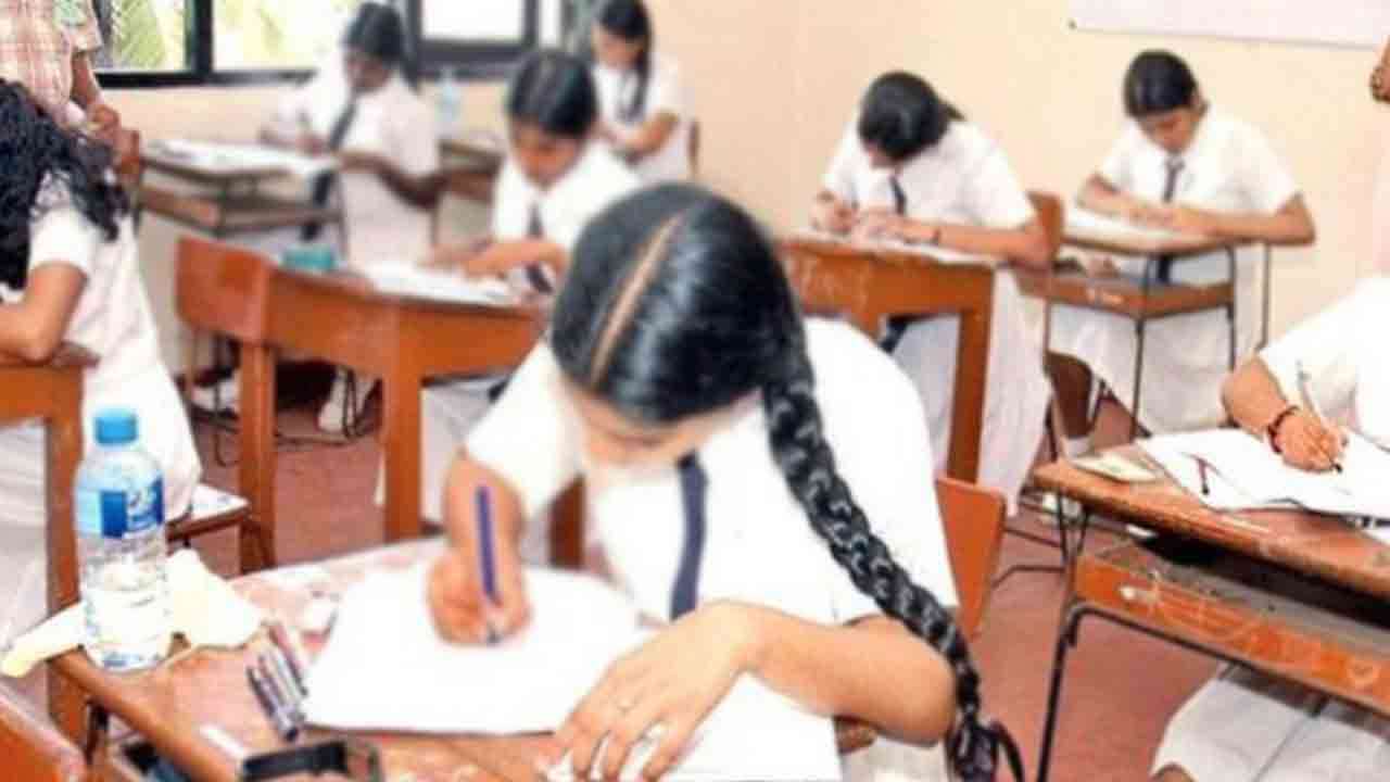 உயர்தரப் பரீட்சை நாளை முதல் மீண்டும் ஆரம்பம்